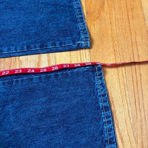 dark wash bootcut gap jeans - Picture 5 of 6